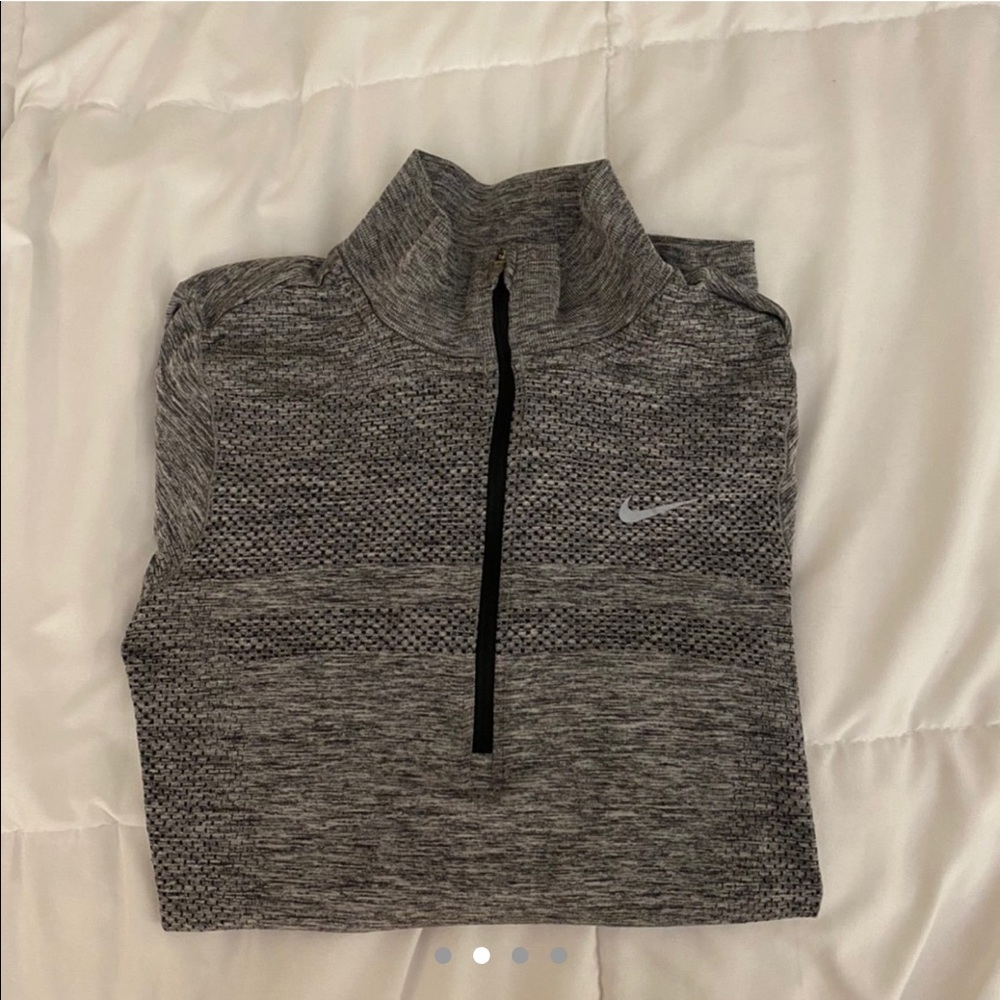 Nike Running Quarterzip - Picture 2 of 4